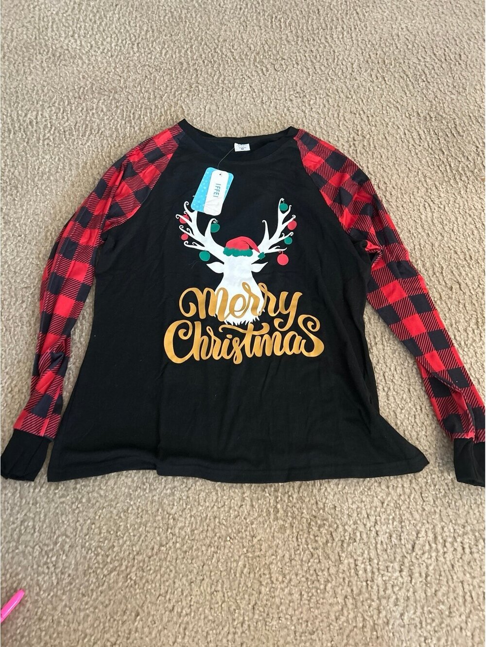 D237 woman top long sleeve merry Christmas cute medium